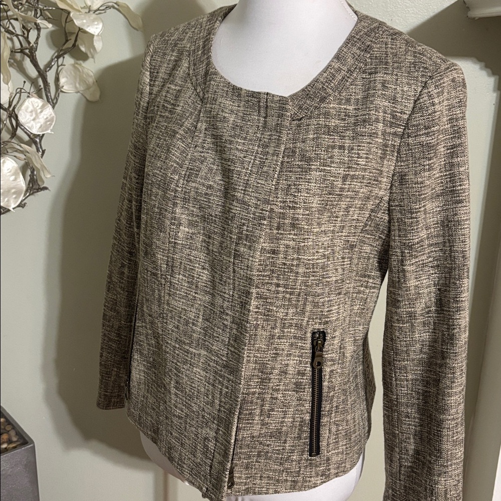 LOFT Textured Tan Blazer - Picture 7 of 7